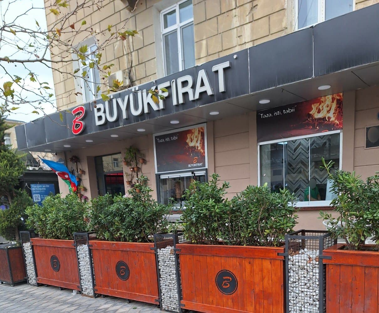 Büyükfirat - Elmlər